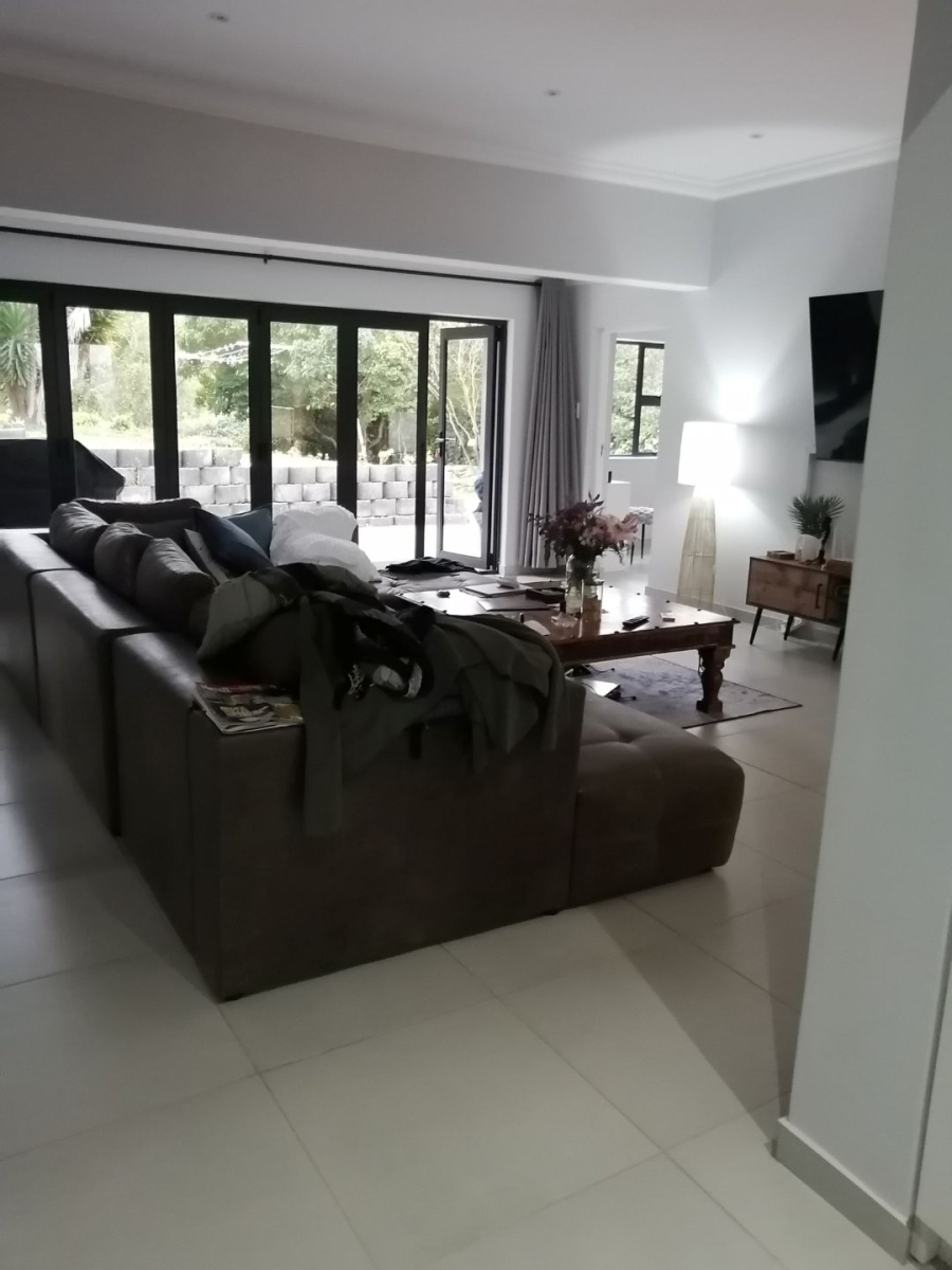 4 Bedroom Property for Sale in Knysna Central Western Cape